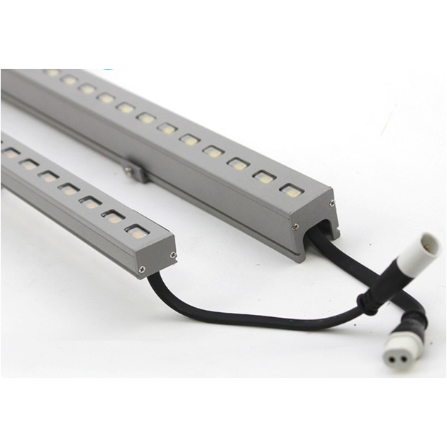 DMX512-全彩輪廓燈 1